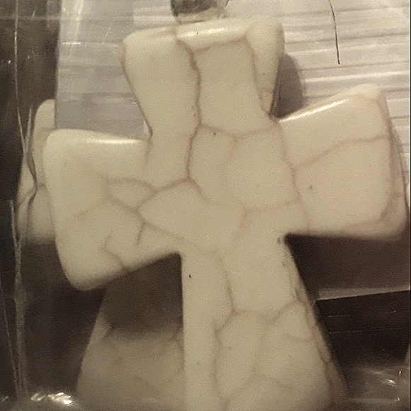 Ivory Cross Necklace Semiprecious Stone on Silver Chain w2 1/2 inch extender - Picture 9 of 11